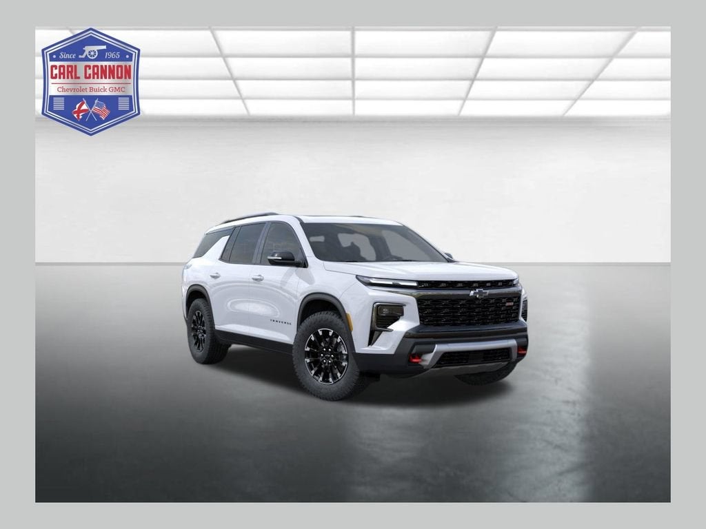 2026 Chevrolet Traverse Z71 in Polar White Tricoat — front three-quarter view
